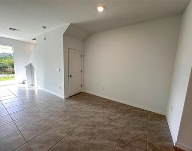 11450 Crescent Deer Drive - Photo Thumbnail 18