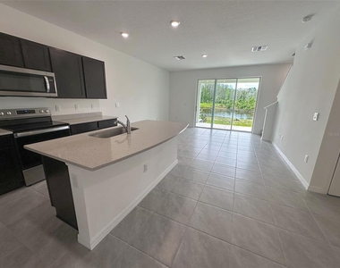 11450 Crescent Deer Drive - Photo Thumbnail 19