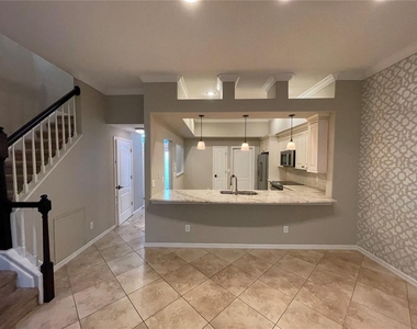 11219 Cedar Hollow Lane - Photo Thumbnail 5