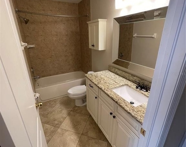 11219 Cedar Hollow Lane - Photo Thumbnail 15