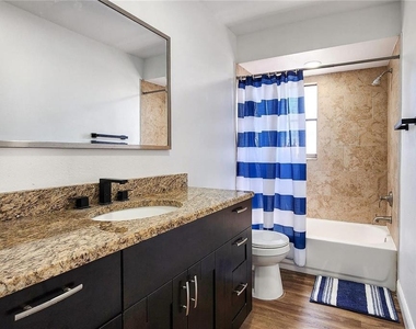 16169 Gardendale Drive - Photo Thumbnail 17