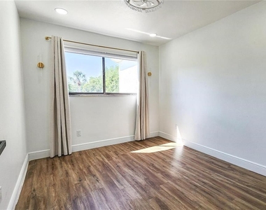 16169 Gardendale Drive - Photo Thumbnail 16