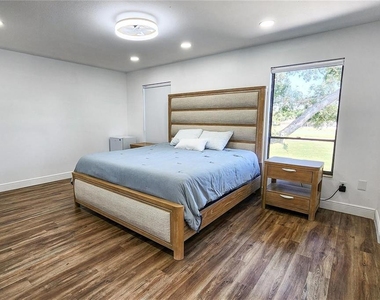 16169 Gardendale Drive - Photo Thumbnail 18