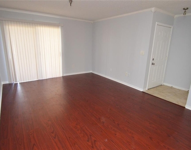 10265 Gandy Boulevard N - Photo Thumbnail 16