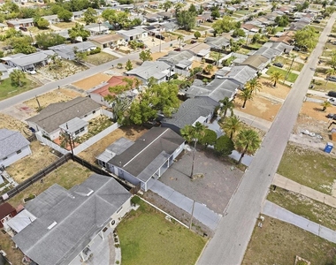 3301 Rosefield Drive - Photo Thumbnail 40