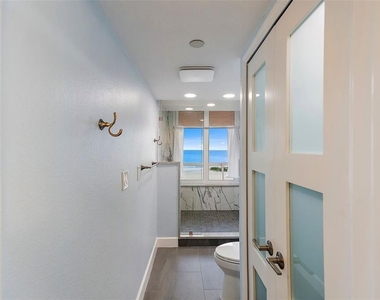 1310 Gulf Boulevard - Photo Thumbnail 17