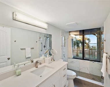 1310 Gulf Boulevard - Photo Thumbnail 25