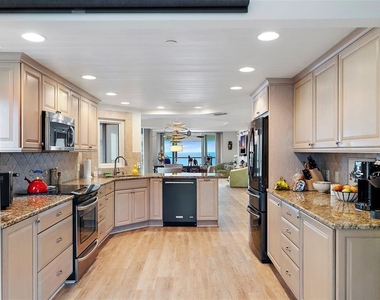 1310 Gulf Boulevard - Photo Thumbnail 13