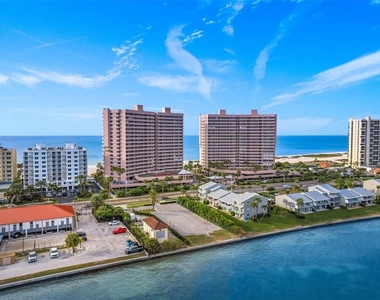 1310 Gulf Boulevard - Photo Thumbnail 27