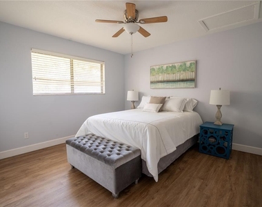 5008 E Liberty Street - Photo Thumbnail 13