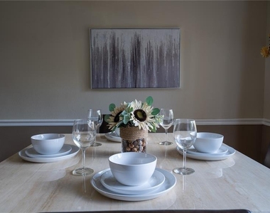 5008 E Liberty Street - Photo Thumbnail 5
