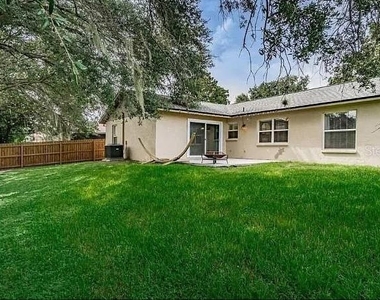 557 Rapid Falls Drive - Photo Thumbnail 10