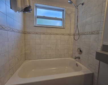 7216 James Street - Photo Thumbnail 14