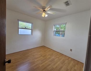 7216 James Street - Photo Thumbnail 12