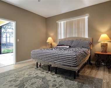 546 Pineloch Drive - Photo Thumbnail 11
