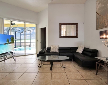 546 Pineloch Drive - Photo Thumbnail 8