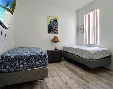 546 Pineloch Drive - Photo Thumbnail 21
