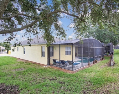 546 Pineloch Drive - Photo Thumbnail 23