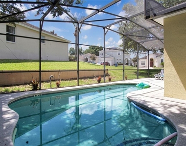 546 Pineloch Drive - Photo Thumbnail 4