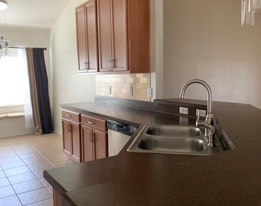 11355 Flora Springs Drive - Photo Thumbnail 13