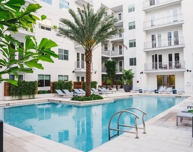 505 Chatham Avenue - Photo Thumbnail 1