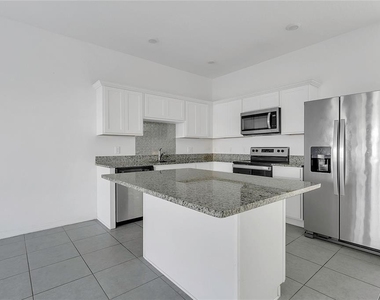 3335 Azolla Street - Photo Thumbnail 8