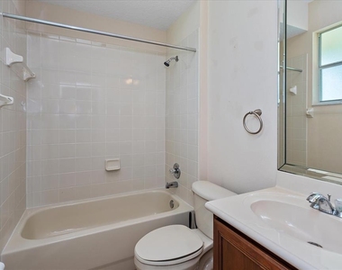 2120 Turkey Oak Court - Photo Thumbnail 17