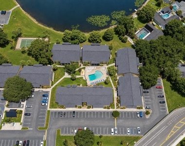 912 Lake Destiny Road - Photo Thumbnail 19