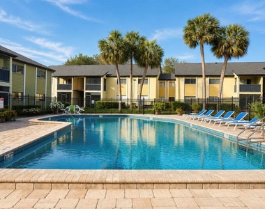 912 Lake Destiny Road - Photo Thumbnail 2