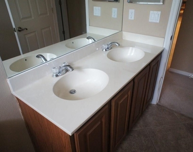 4505 Rock Hill Loop - Photo Thumbnail 11
