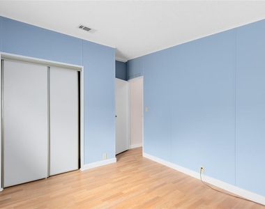 514 Ranger Park Court - Photo Thumbnail 15