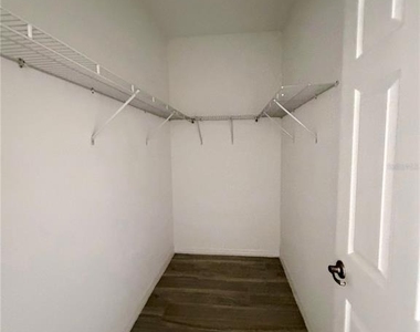 14142 Appleton Boulevard - Photo Thumbnail 10