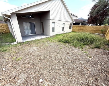 9812 Doriath Circle - Photo Thumbnail 18