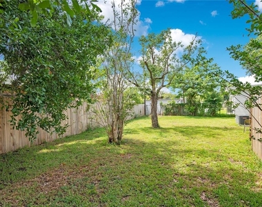 1301 Lawne Boulevard - Photo Thumbnail 14