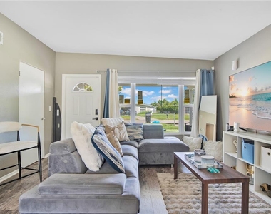 1301 Lawne Boulevard - Photo Thumbnail 32