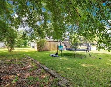 1301 Lawne Boulevard - Photo Thumbnail 15