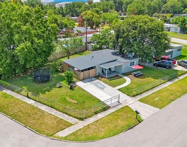 1301 Lawne Boulevard - Photo Thumbnail 7