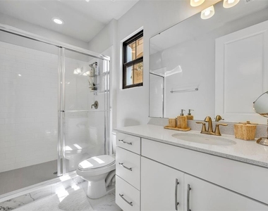 7613 Toscana Boulevard - Photo Thumbnail 44