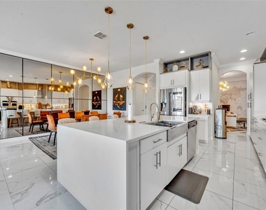 7613 Toscana Boulevard - Photo Thumbnail 9