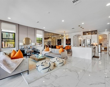 7613 Toscana Boulevard - Photo Thumbnail 15