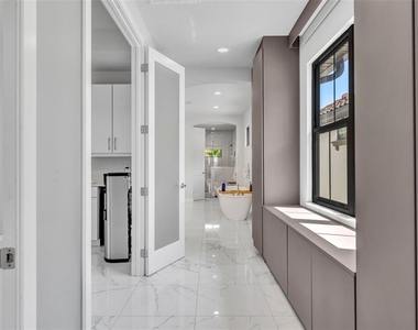 7613 Toscana Boulevard - Photo Thumbnail 27