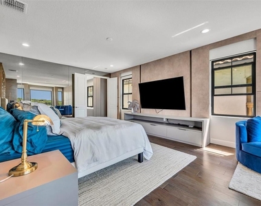 7613 Toscana Boulevard - Photo Thumbnail 24