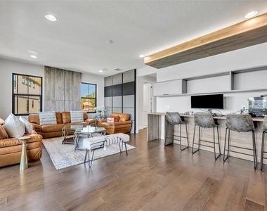 7613 Toscana Boulevard - Photo Thumbnail 36