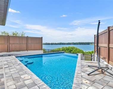 7613 Toscana Boulevard - Photo Thumbnail 19