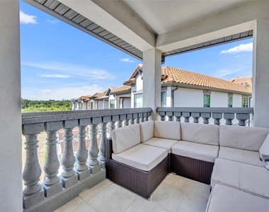 7613 Toscana Boulevard - Photo Thumbnail 31