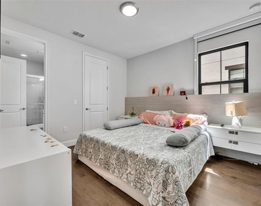 7613 Toscana Boulevard - Photo Thumbnail 48