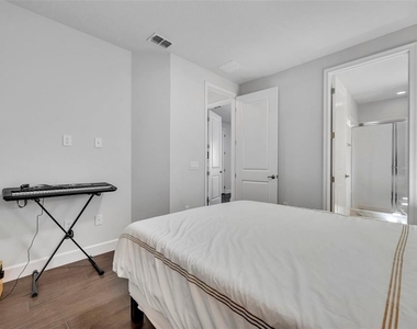 7613 Toscana Boulevard - Photo Thumbnail 43