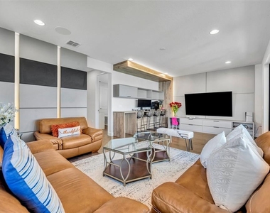 7613 Toscana Boulevard - Photo Thumbnail 37
