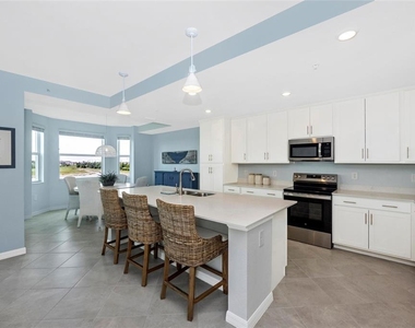 17655 Opal Sand Drive - Photo Thumbnail 6
