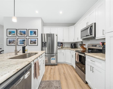 7390 Nw 47th Way - Photo Thumbnail 7